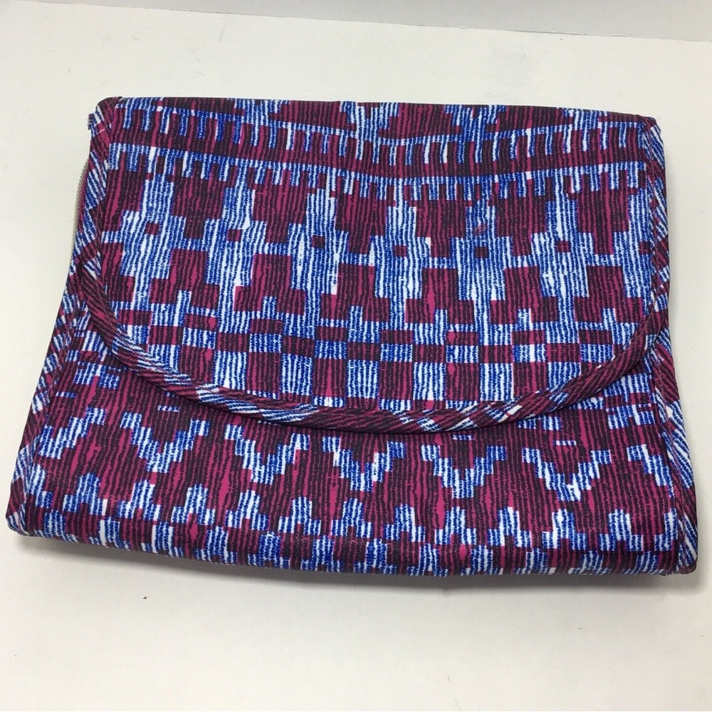 Ikat Travel Cosmetic Organizer Kit